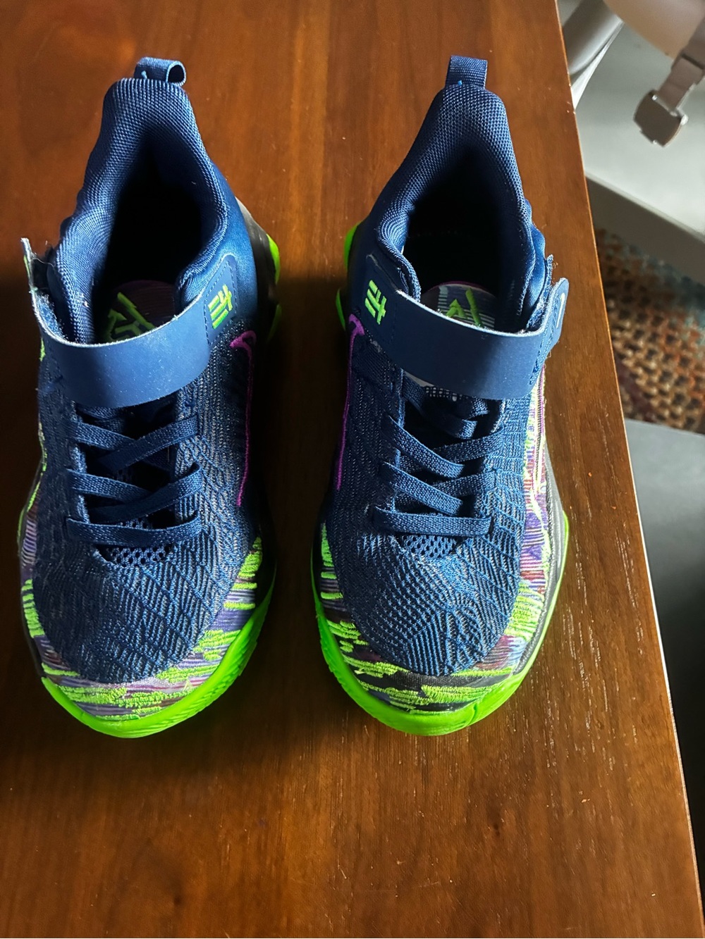 12c boys Nike Giannis shoes